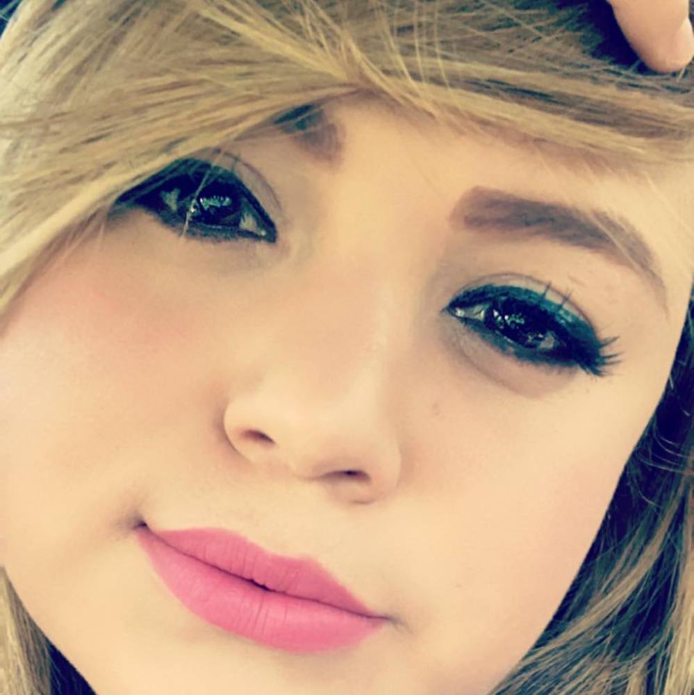 Meet your Posher, Xiomara